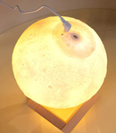 MoonBreeze – Umidificador de Lua Com Luz Suave